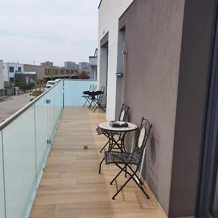 Yipin Villa Prague Exterior photo